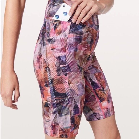 NWT lululemon On pace shorts sun dazed multi pink - Picture 2 of 7
